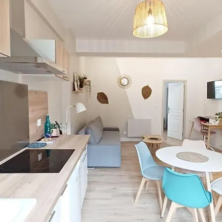 Cozy Au Centre-ville Брест