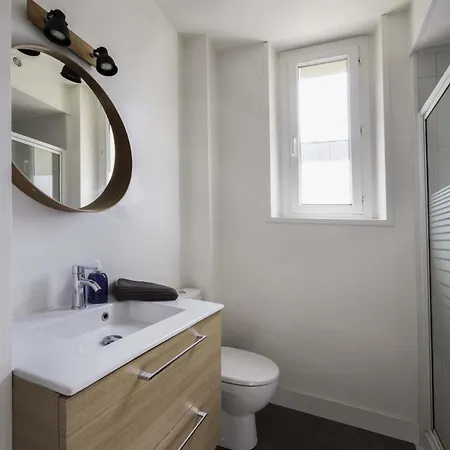 Apartment Cozy Au Centre-ville Brest