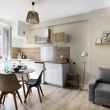 Apartment Cozy Au Centre-ville